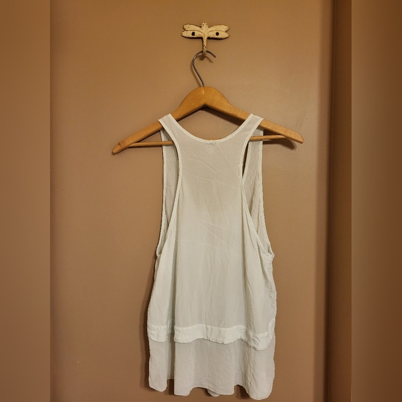Wilfred. 100% Silk Tiered Racerback Tank. Pale aqua. Medium - Picture 4 of 5